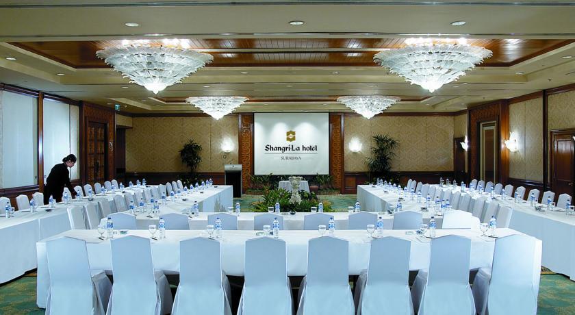 Shangri-la Hotel 5*