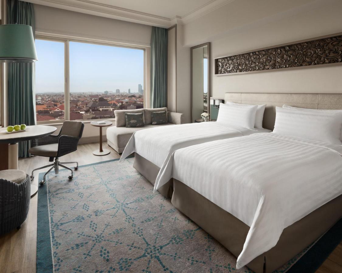 Shangri-la Hotel